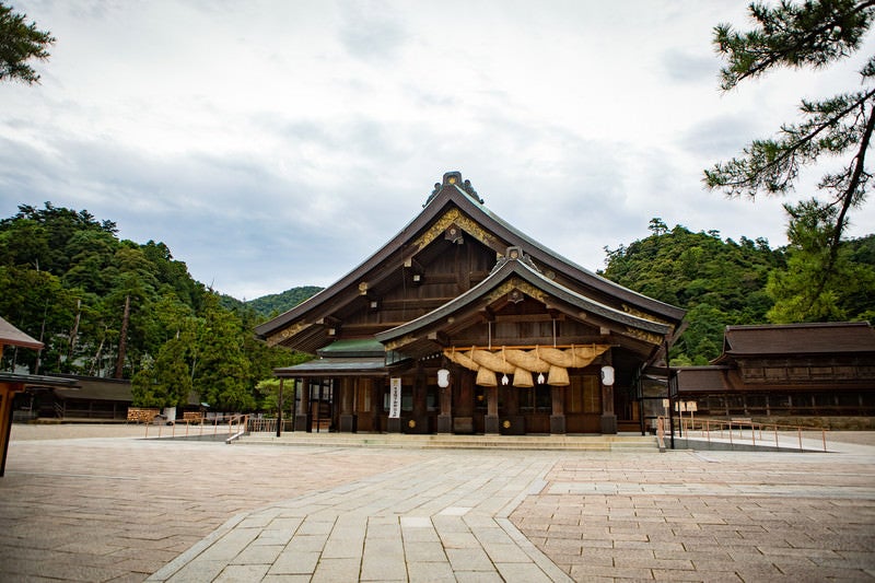 出雲大社の神楽殿の様子の写真