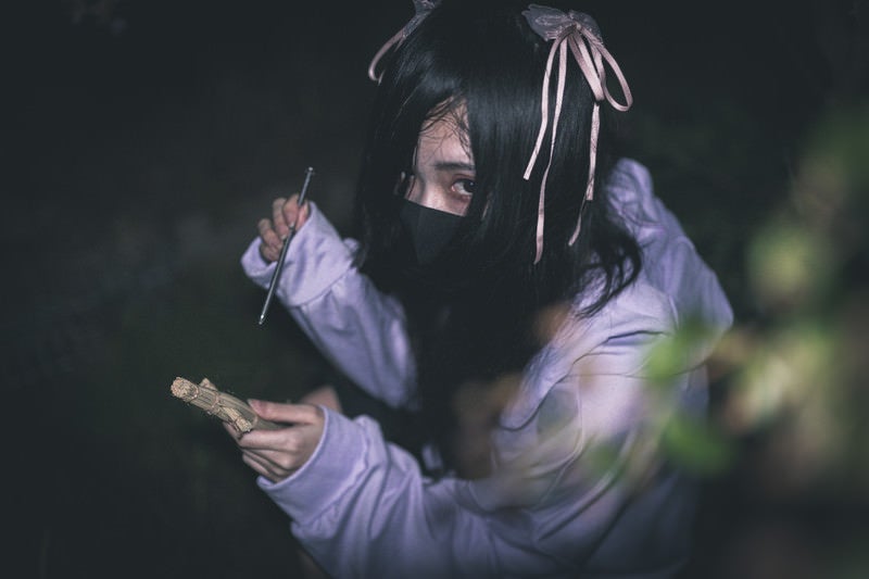 呪っている場面に遭遇した瞬間の写真