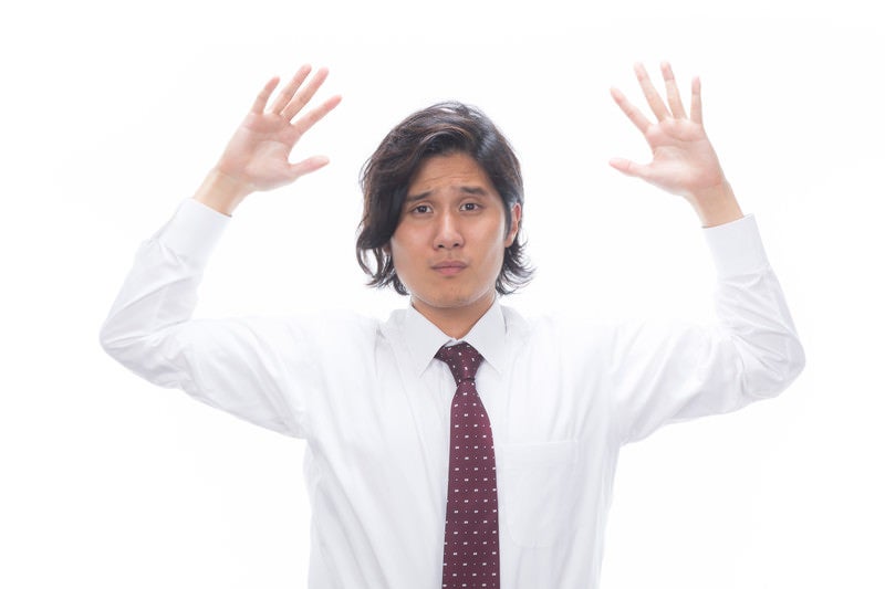 お手上げ（ワキガ）の写真