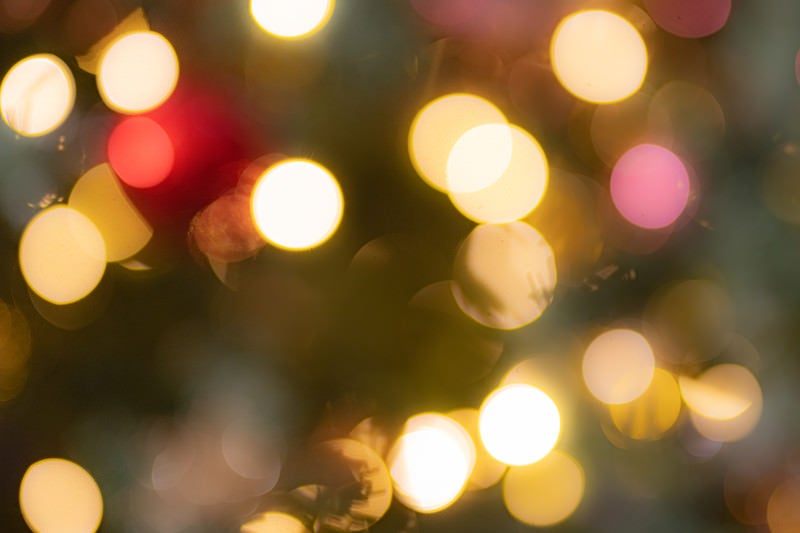 クリスマスカラーのボケ味の写真